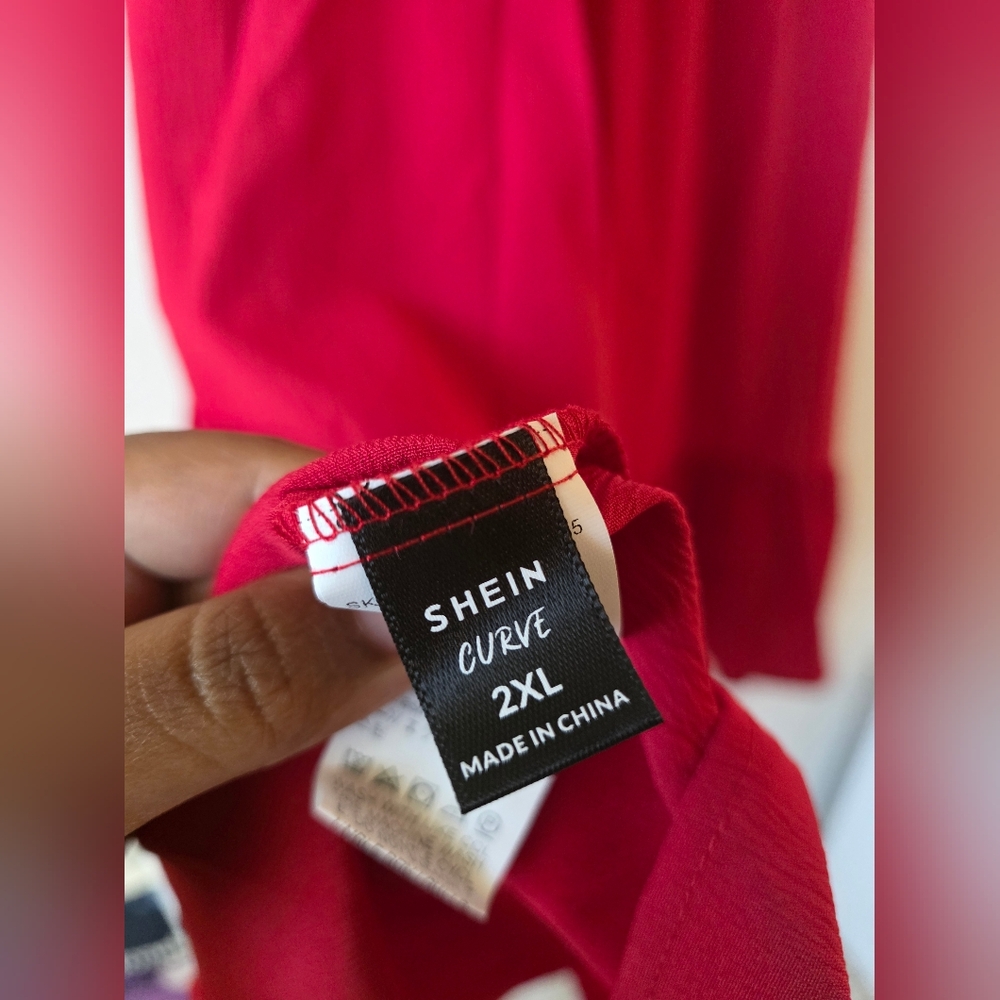 Sleeveless Red Tie-Neck Midi Dress With Pockets - Picture 3 of 10